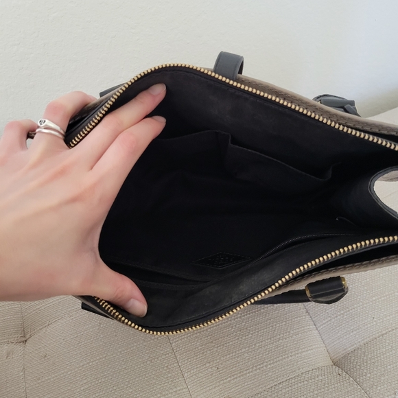 FOSSIL RYDER TOP HANDLE SATCHEL HANDBAG LEATHER TAUPE BLACK - Picture 5 of 9